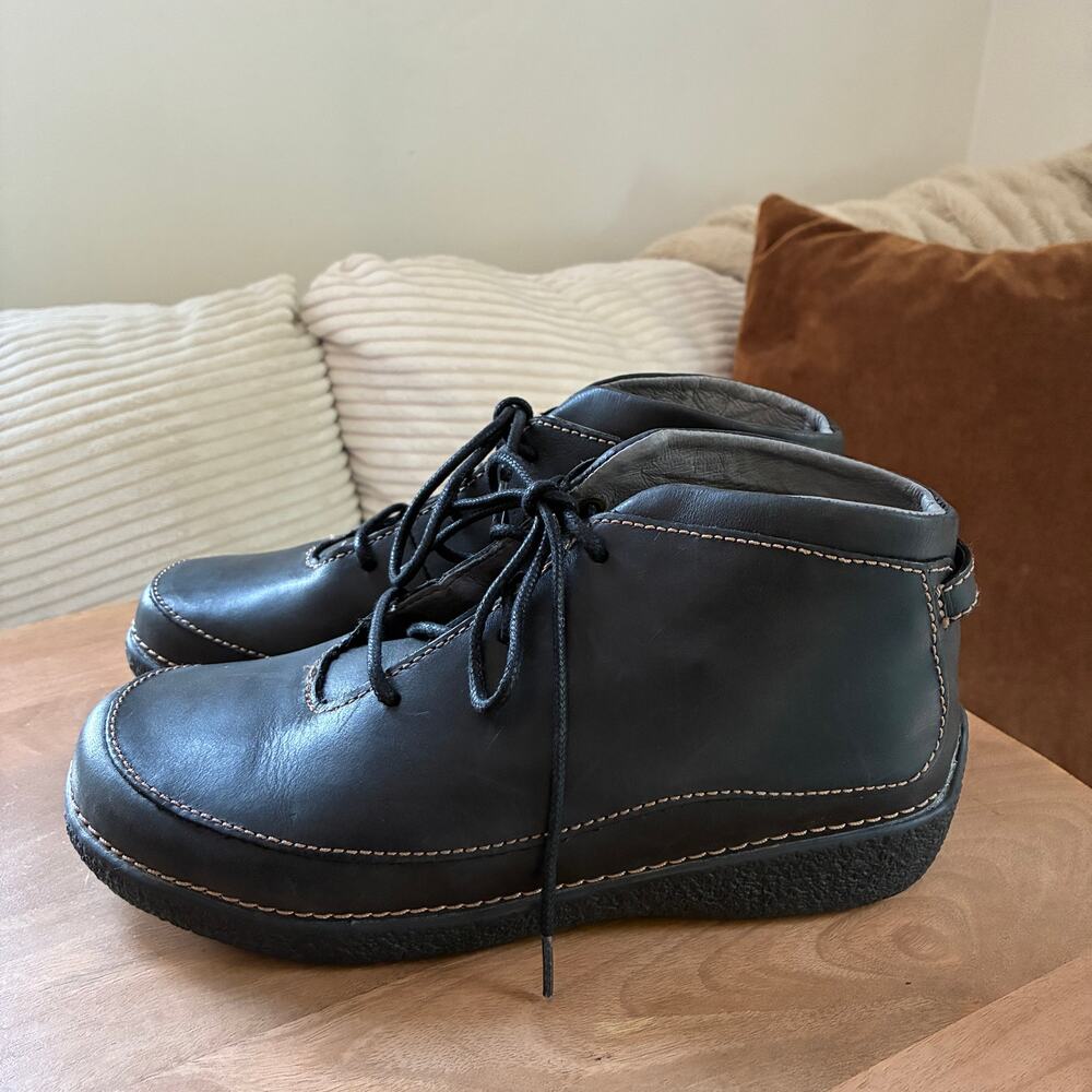 Duluth Trading Andina Black Lace Up Leather Ankle Boots W Size 7.5